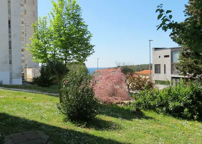 Pineta25 Apartament Pula